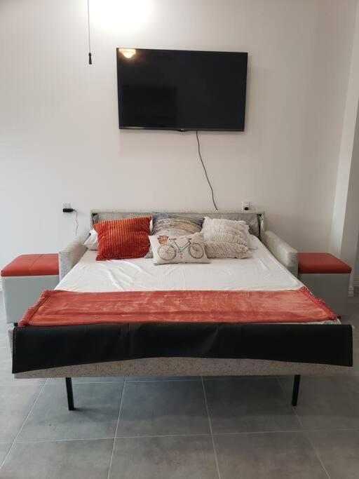 2 Br/ 1 Ba Home, Sleeps 10, 1 Min Walk To Rosarito Beach Ngoại thất bức ảnh
