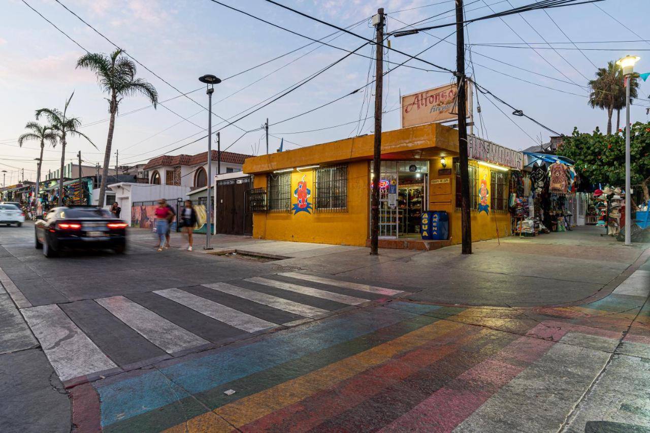 2 Br/ 1 Ba Home, Sleeps 10, 1 Min Walk To Rosarito Beach Ngoại thất bức ảnh