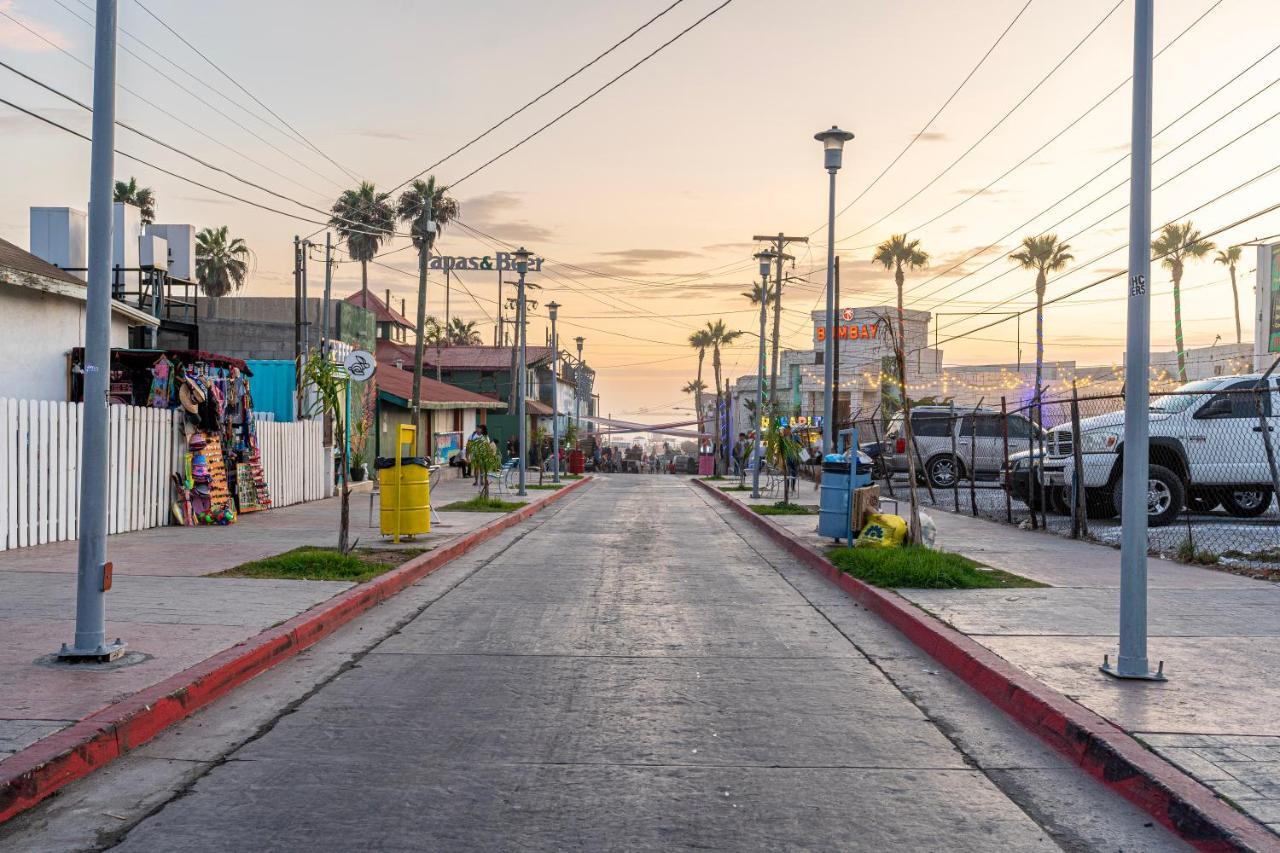 2 Br/ 1 Ba Home, Sleeps 10, 1 Min Walk To Rosarito Beach Ngoại thất bức ảnh